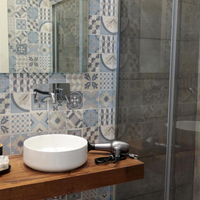 Palazzo Giudecca - Camera Matrimoniale con Bagno Privato - 8