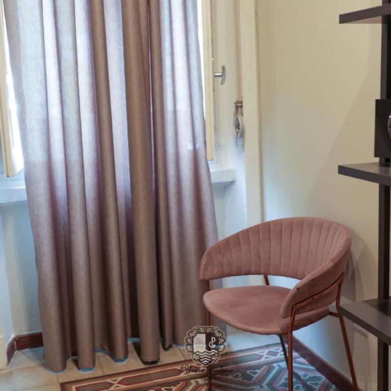 Palazzo Giudecca - Camera Matrimoniale con Bagno Privato - 12
