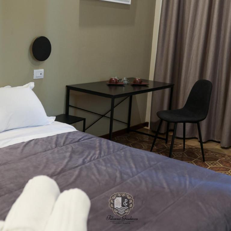 Palazzo Giudecca - Camera Matrimoniale con Bagno Privato - 14