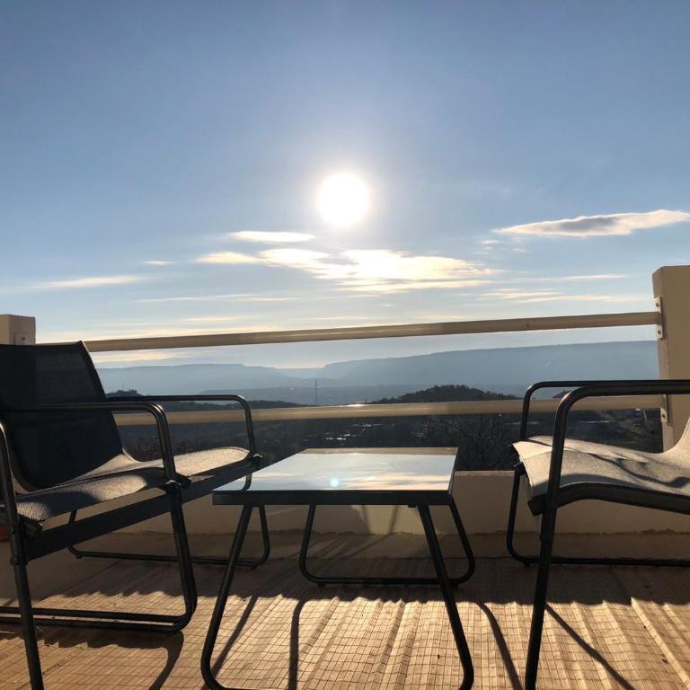 Suncrest - Two-Bedroom Apartment - 7