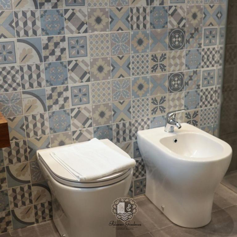 Palazzo Giudecca - Camera Matrimoniale con Bagno Privato - 4