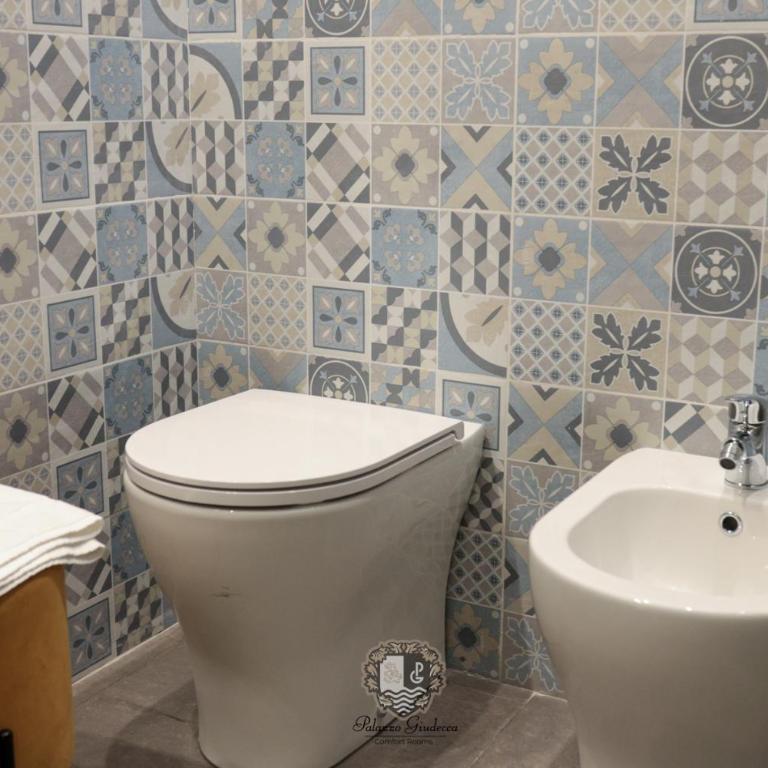 Palazzo Giudecca - Camera Matrimoniale con Bagno Privato - 1