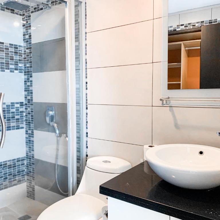 Lujoso Depa con piscina - jacuzzi y vista al rio desde la habitación - Apartamento de 2 dormitorios con vistas al río - 19