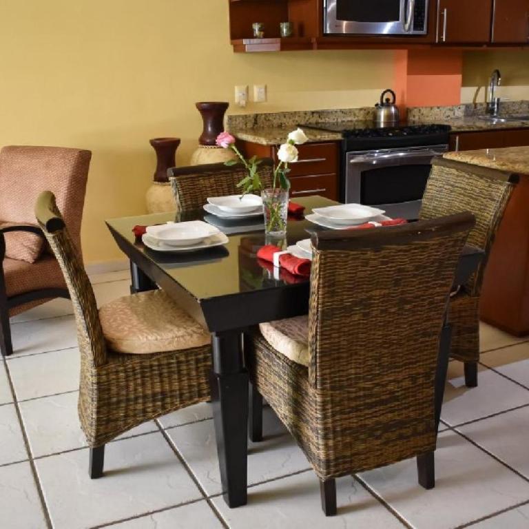 Tiara Sands 302 - Apartment with Sea View - 10