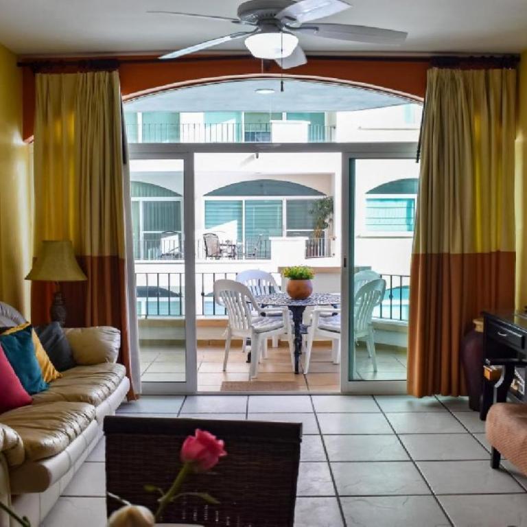 Tiara Sands 302 - Apartment with Sea View - 7