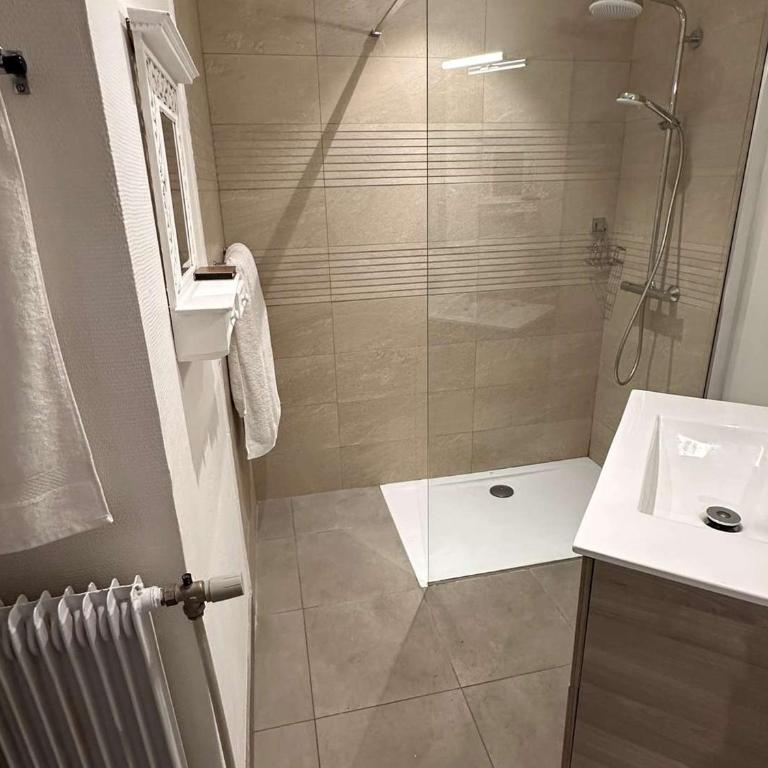 Bel appart 2 pièces 5 pers - Port Camargue - FR-1-731-125 - Apartment - 12