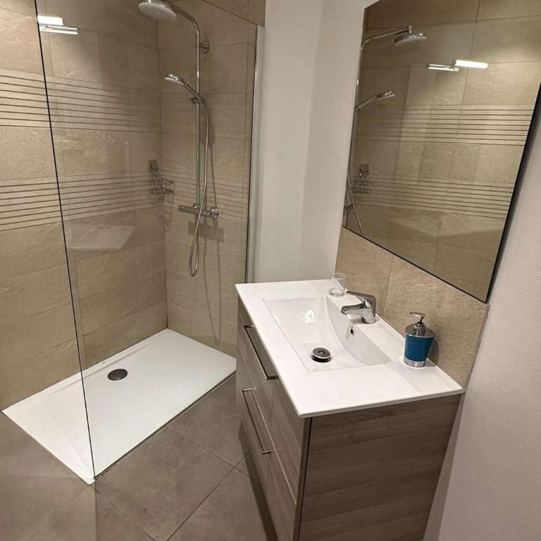 Bel appart 2 pièces 5 pers - Port Camargue - FR-1-731-125 - Apartment - 13