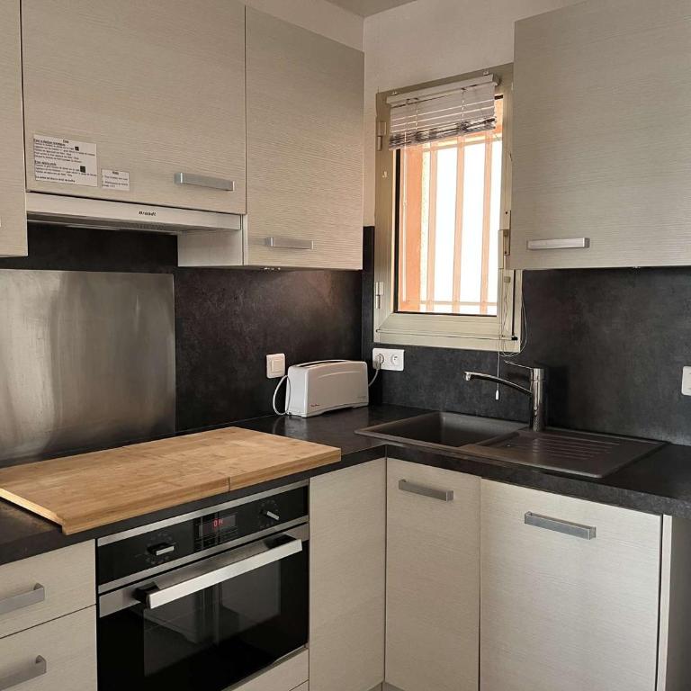 T3 climatisé avec vue sur mer et accès piscine - FR-1-308-205 - Apartment - 2