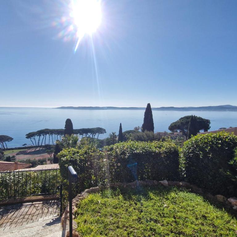 Appartement 3 pièces avec Wifi et terrasse à Sainte-Maxime - FR-1-780-91 - Apartamento - 2
