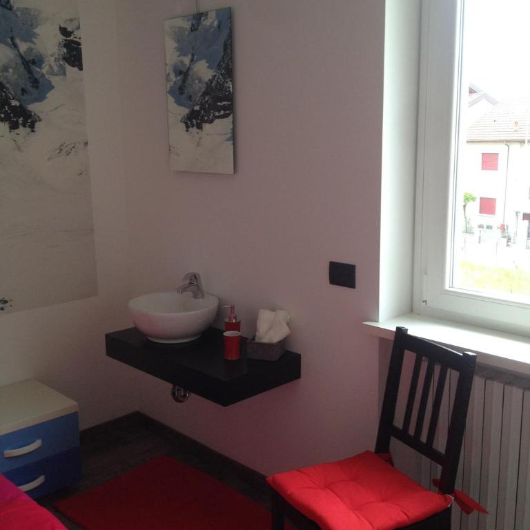 Grandi Cime Guest House - Camera Matrimoniale/Doppia con Letti Singoli con Bagno in Comune - 14