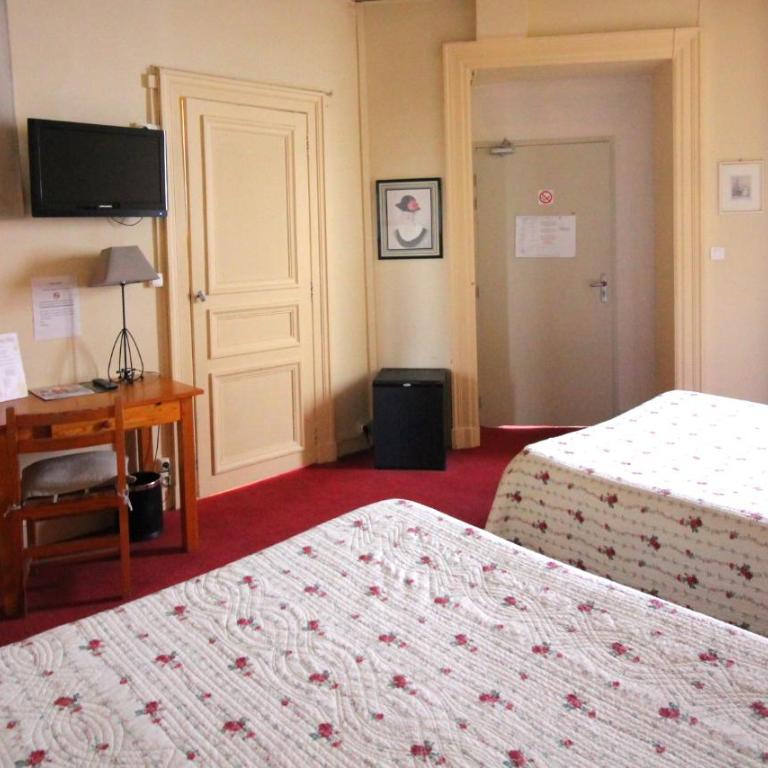 Fasthotel Pau-Centre HOTEL ADOUR - Chambre Quadruple - 1
