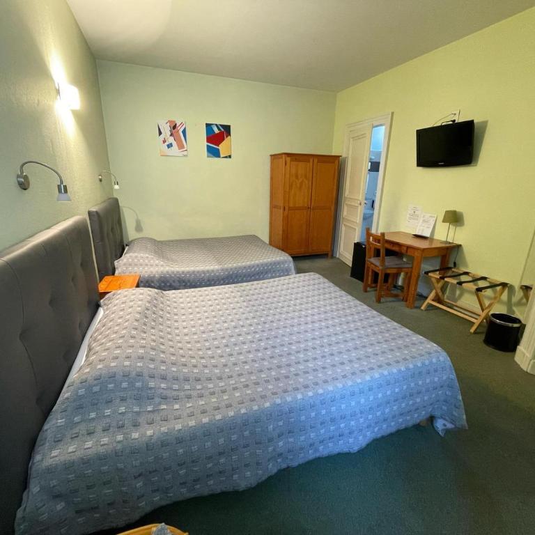 Fasthotel Pau-Centre HOTEL ADOUR - Chambre Quadruple - 3