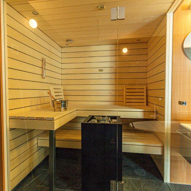 Luxury Panorama Apartment Tola - Apartment - 13