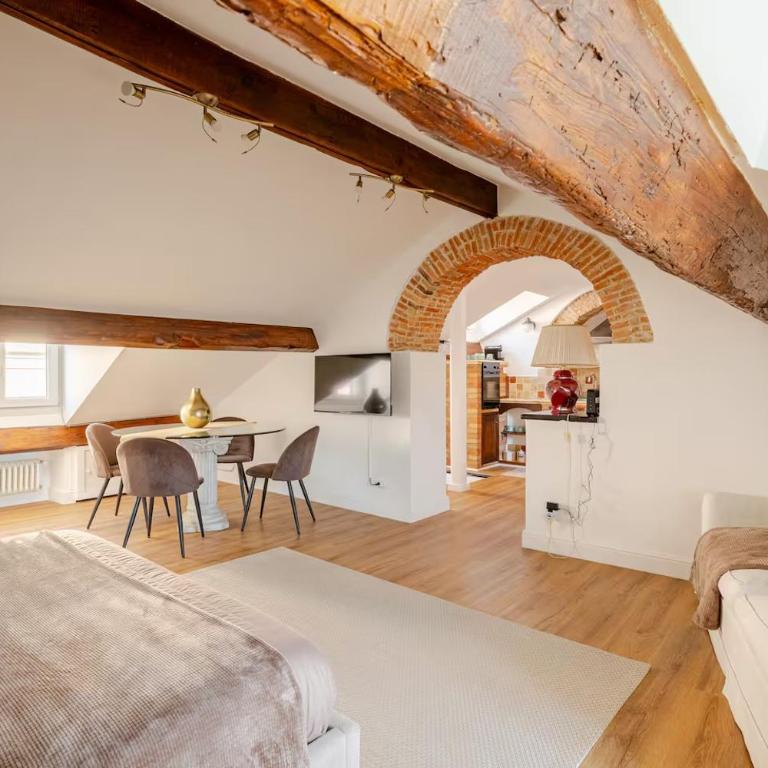 Mansarda Margot parking included - Appartamento con 1 Camera da Letto - 9