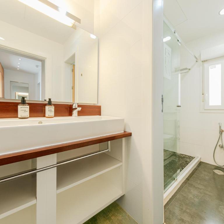 Stay Unique Apartments Eslava Pet Friendly - Two-Bedroom Apartment with Sofa Bed - 10