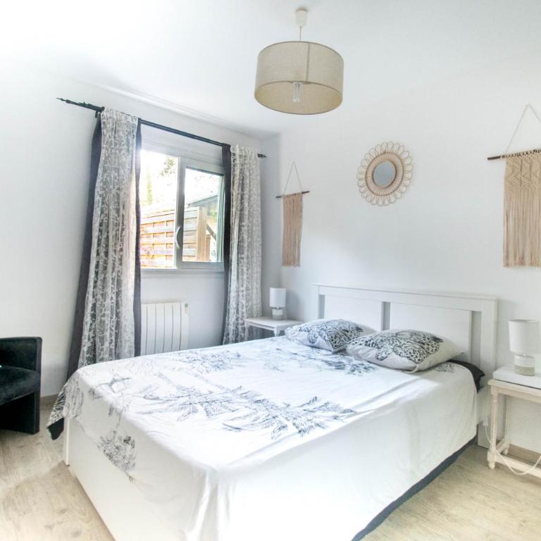 Villa Namibia - Jacuzzie - 500m Plage et Lac - Four-Bedroom House - 22