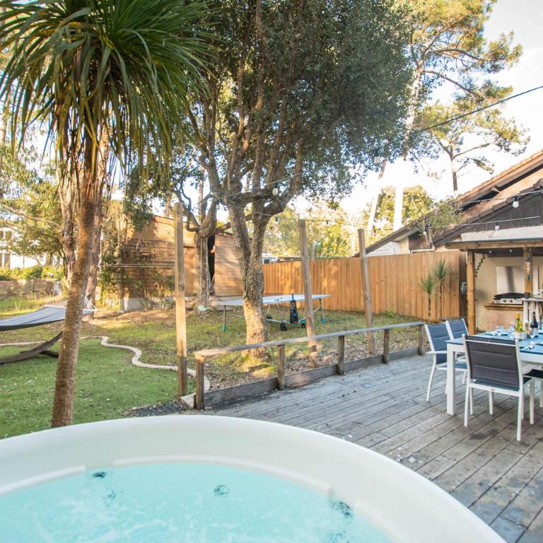 Villa Namibia - Jacuzzie - 500m Plage et Lac - Four-Bedroom House - 30