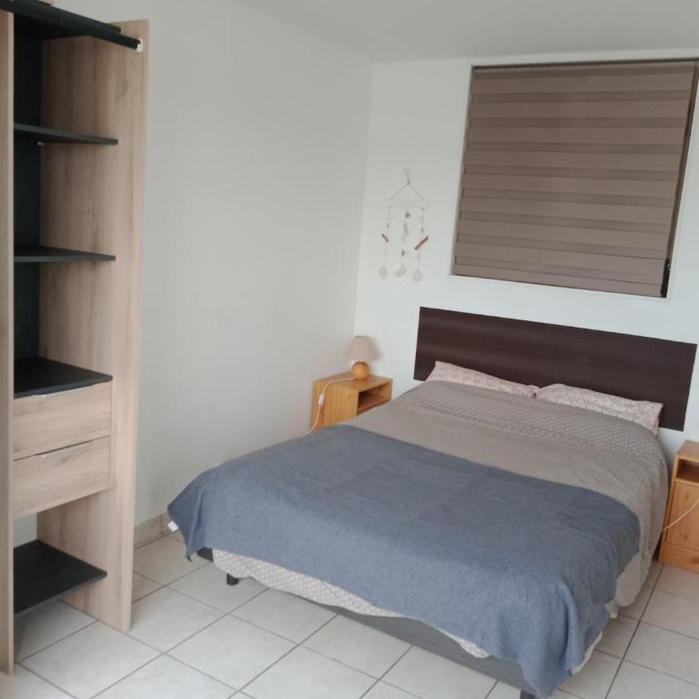 Appartement, Résidence Grand Pavois, 28 rue Anatole France, lumineux, plein centre, tout à pied, parking privé hauteur 1m80 max, ascenseur, arrivée autonome, - Apartment mit 1 Schlafzimmer - 6