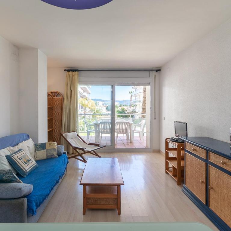 Bonito aparatamento con vistas a la piscina AV-70 - Apartamento con vistas a la piscina - 4