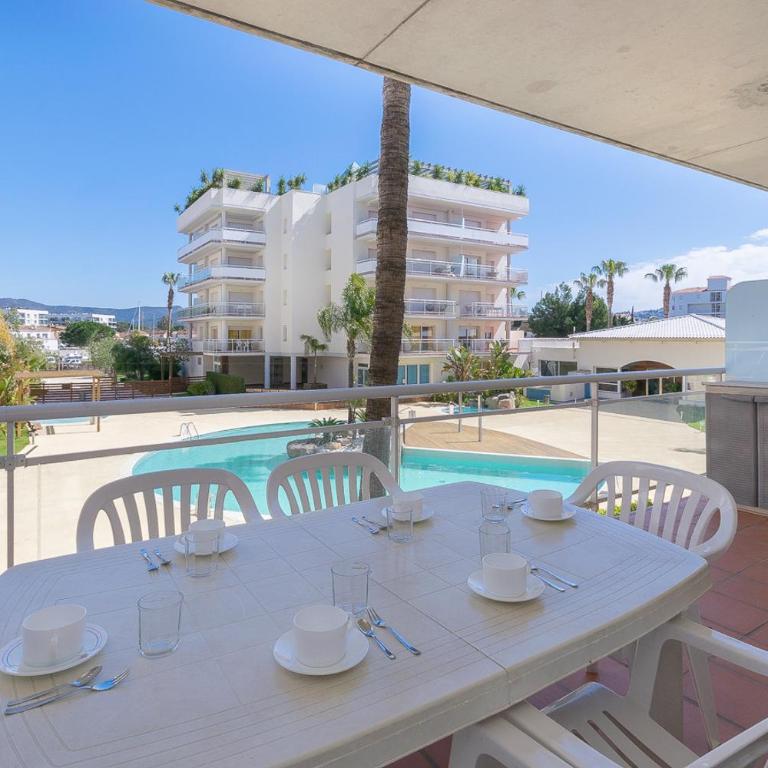 Bonito aparatamento con vistas a la piscina AV-70 - Apartamento con vistas a la piscina - 6