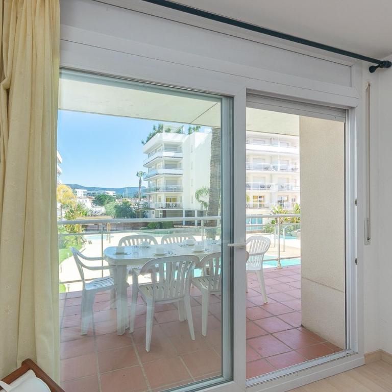 Bonito aparatamento con vistas a la piscina AV-70 - Apartamento con vistas a la piscina - 7