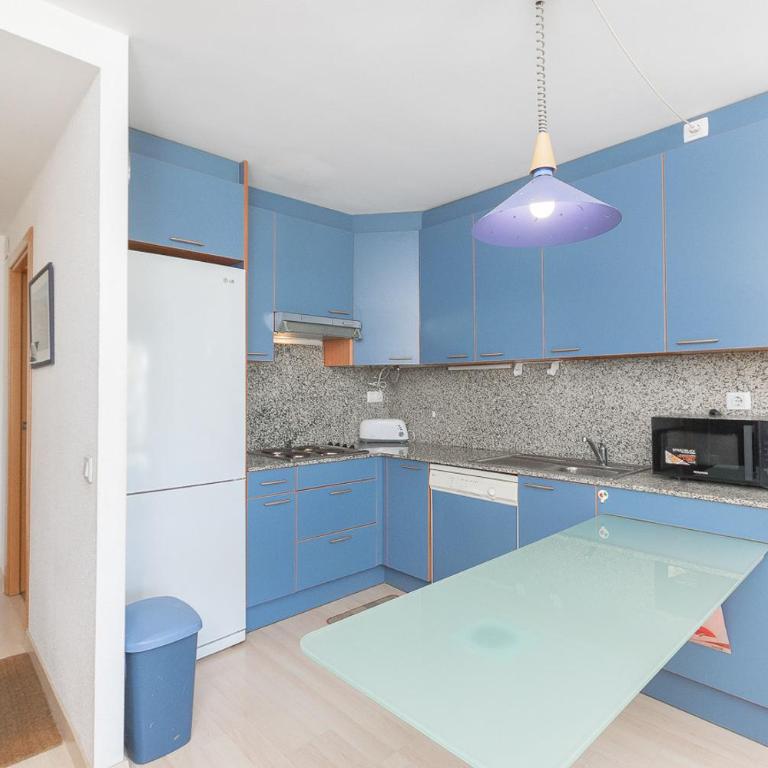 Bonito aparatamento con vistas a la piscina AV-70 - Apartamento con vistas a la piscina - 11