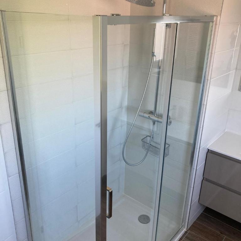 T2 centre ville Anglet dernier étage parking en sous-sol WIFI smart TV serviettes et draps inclus - Apartment mit 1 Schlafzimmer - 10