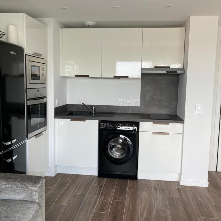T2 centre ville Anglet dernier étage parking en sous-sol WIFI smart TV serviettes et draps inclus - Apartment mit 1 Schlafzimmer - 11