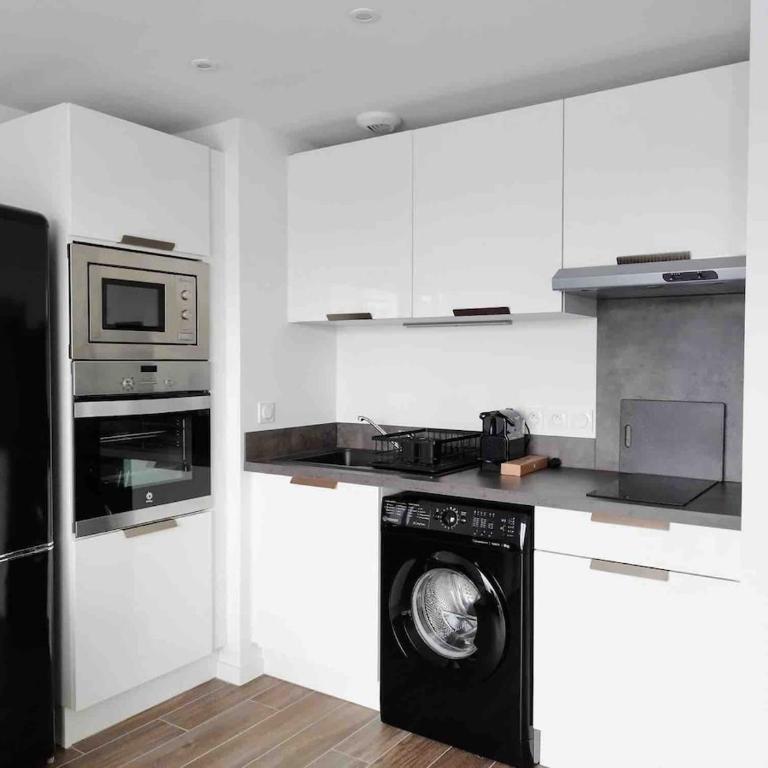 T2 centre ville Anglet dernier étage parking en sous-sol WIFI smart TV serviettes et draps inclus - Apartment mit 1 Schlafzimmer - 13