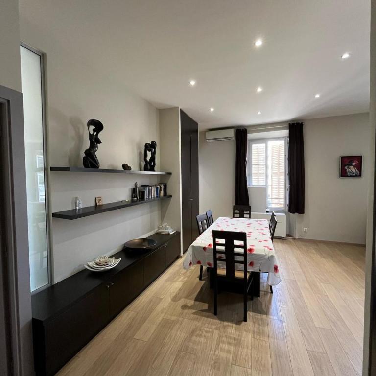 dans le quartier historique du suquet idéal congres et vacances - Apartment mit 1 Schlafzimmer - 5