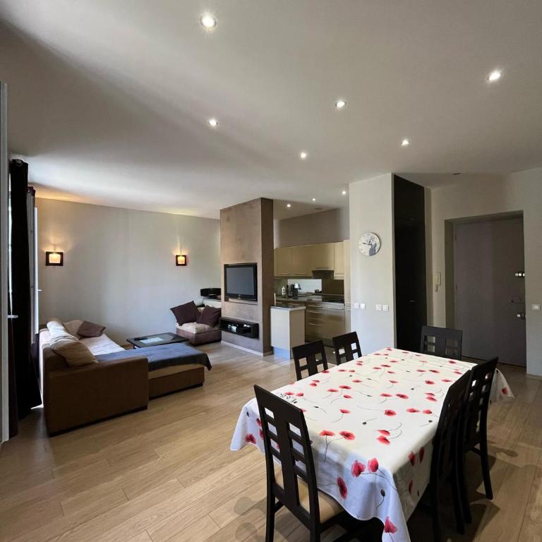 dans le quartier historique du suquet idéal congres et vacances - Apartment mit 1 Schlafzimmer - 2