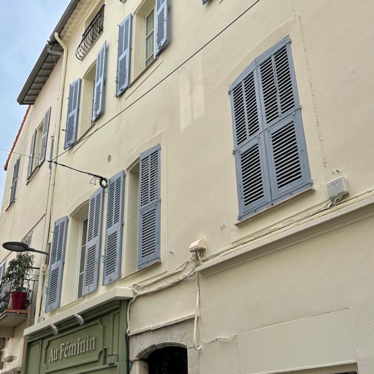 Loft 3 pièces dans vieil Antibes - Two-Bedroom Apartment - 20