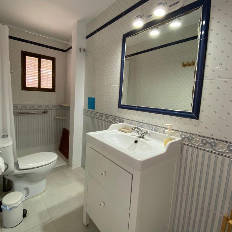 Azucena luxury town house in Conil with terrace and great views - Two-Bedroom House - 7