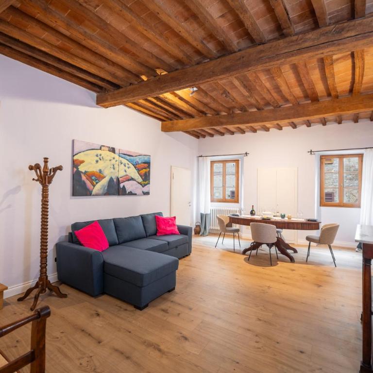 Casa Bardi - Three-Bedroom Apartment Suite - 1