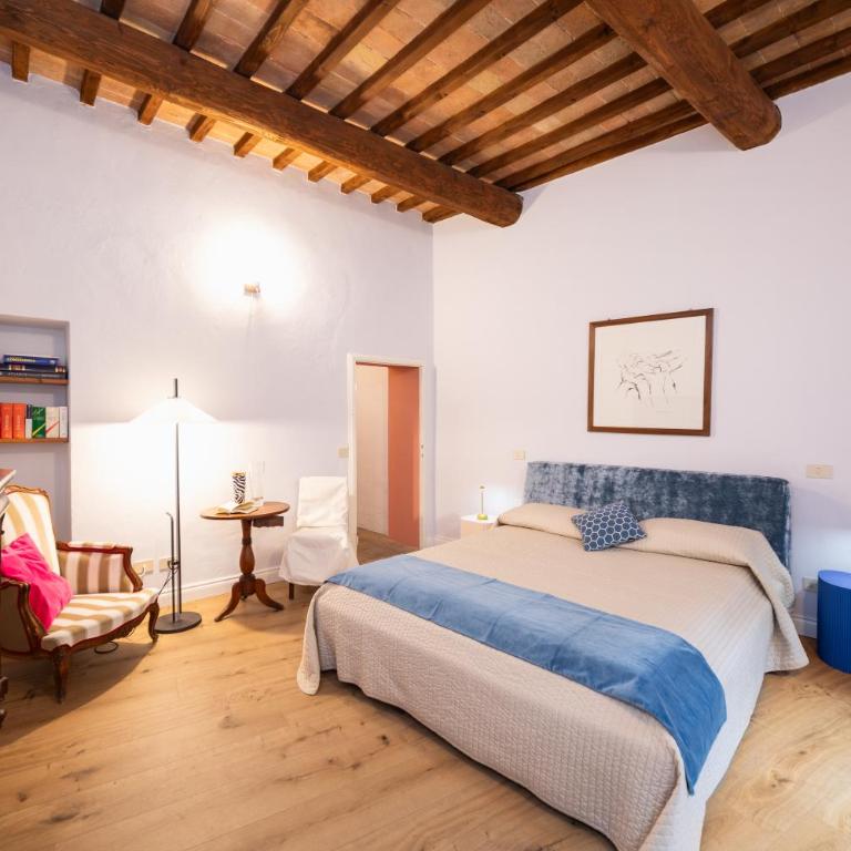 Casa Bardi - Three-Bedroom Apartment Suite - 8