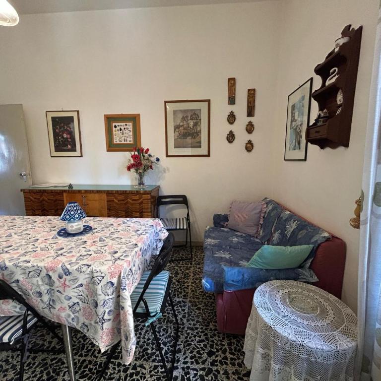Casa Mare Sicilia - Appartamento con 2 Camere da Letto e Balcone - 3