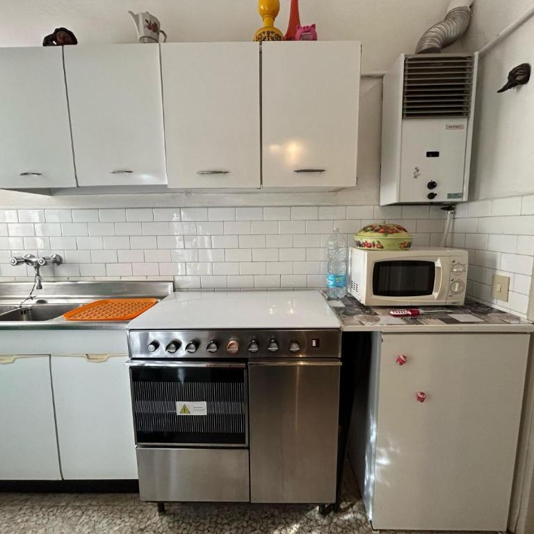 Casa Mare Sicilia - Appartamento con 2 Camere da Letto e Balcone - 4