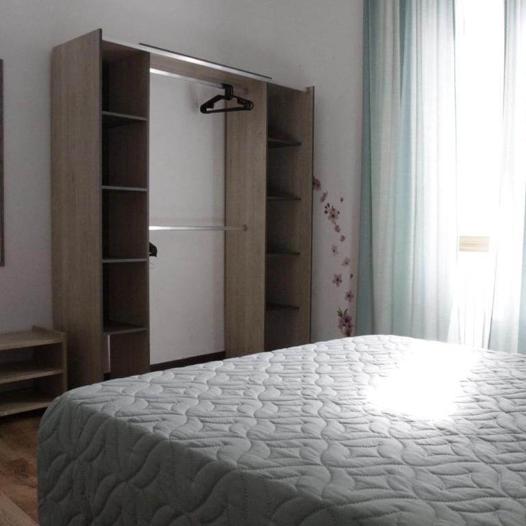 Domus Marrana - 15 minutes far away from Coloseum - Appartamento con 2 Camere da Letto - 10