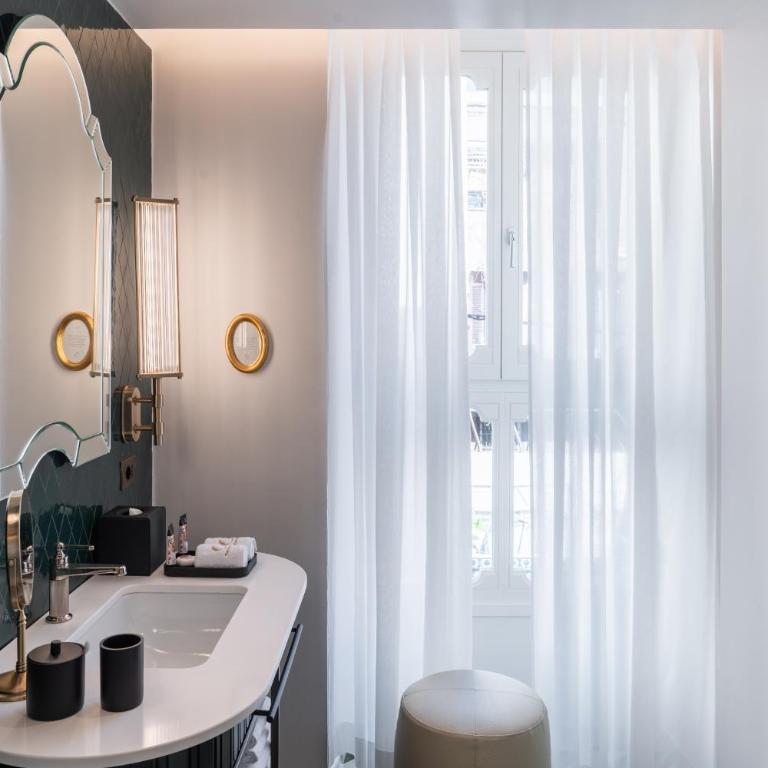 The Goethe Hotel - Small Luxury Hotels of the World - Junior Suite - 1