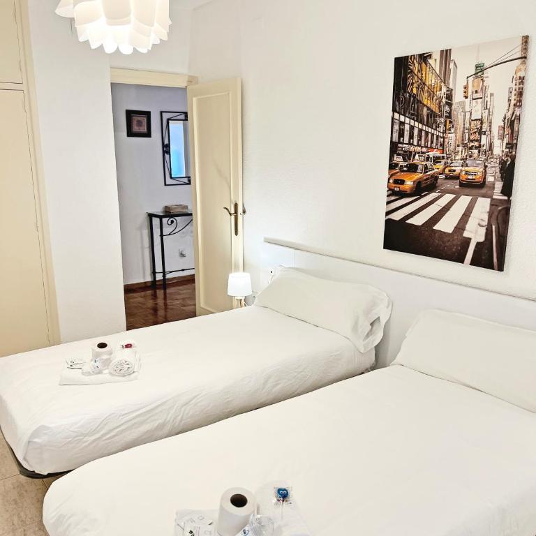 Encantador Muy Céntrico Terraza y AC - Two-Bedroom Apartment - 20