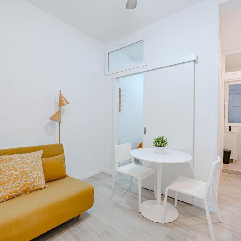 La Latina Gem Seasonal - One-Bedroom Apartment - 3