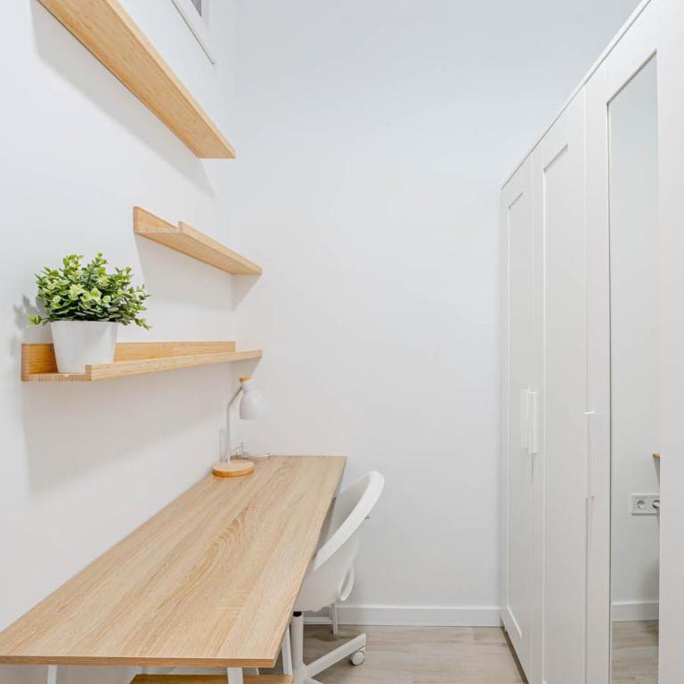La Latina Gem Seasonal - One-Bedroom Apartment - 22