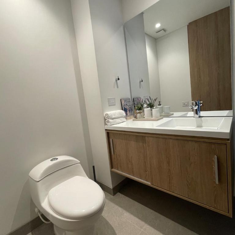 Premium studio with Terrace next to Movistar,Corferias & Embassy - Estudio Superior - 27