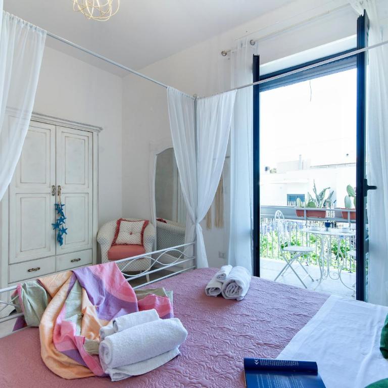 Casa Daddy - One-Bedroom Apartment with Balcony - 14