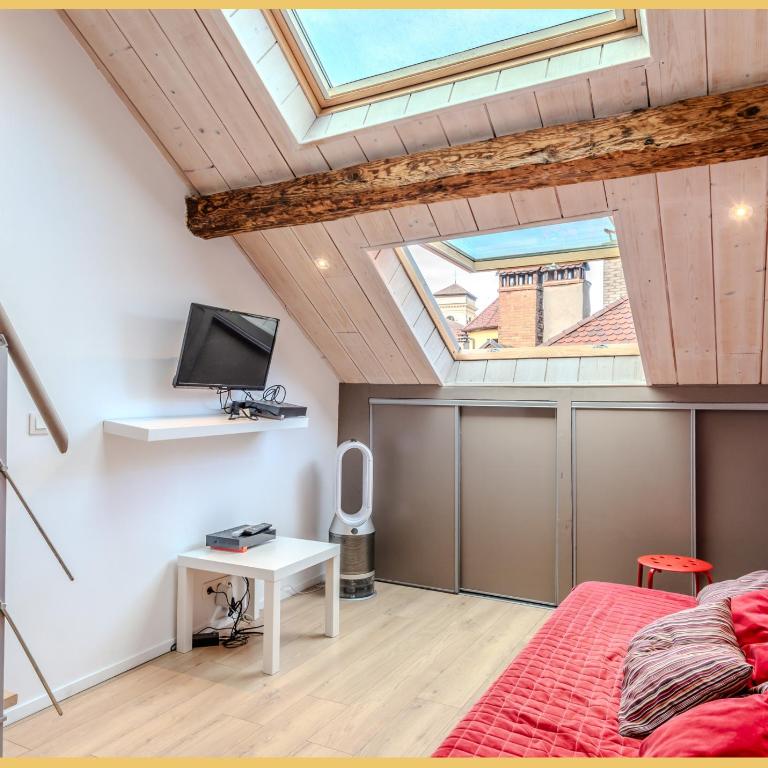 Le Refuge du Château I Annecy - Apartment - 12