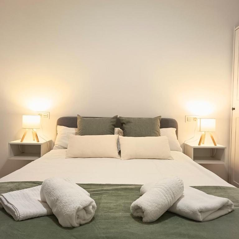 Apartamento moderno junto a Plaza Toros y Hospitales con Parking bajo petición - Three-Bedroom Apartment - 2