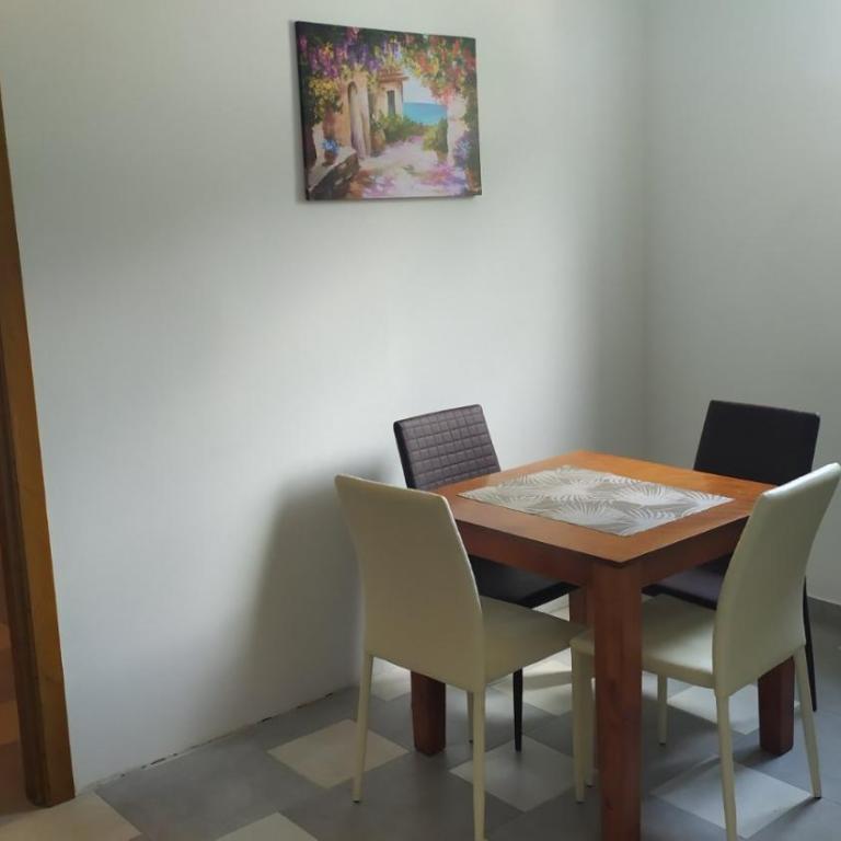 Stan Daria - One-Bedroom Apartment with Terrace - 4