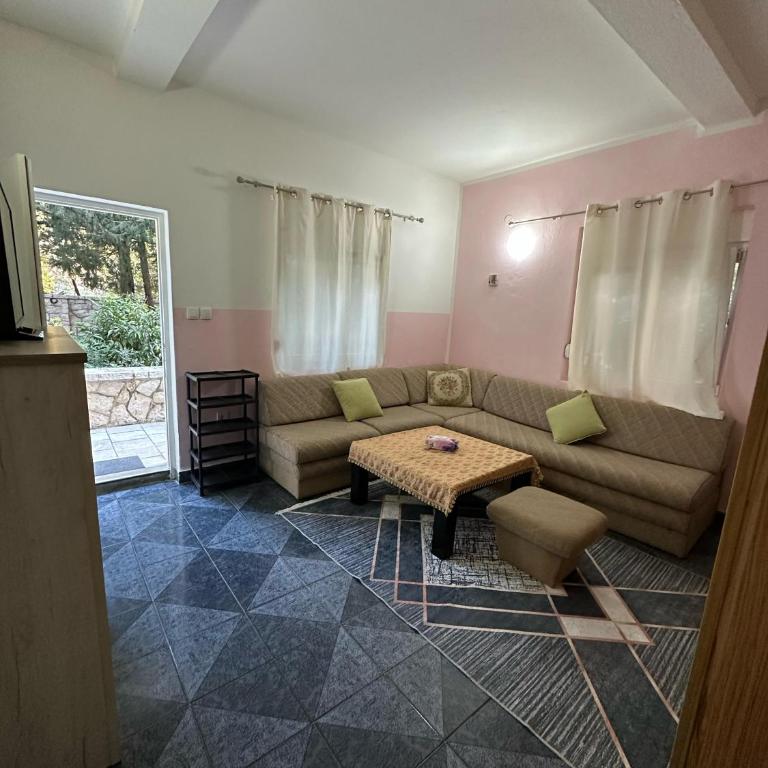 Stone Villa Guesthouse - Apartman sa Pogledom na Vrt - 15