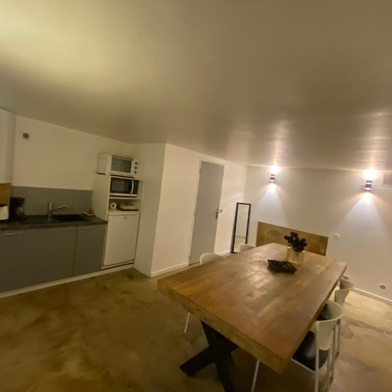 Appartement Atypique Cosy et Hyper Centre Paris 10eme près du Canal Saint-Martin - Appartement 1 Chambre - 11