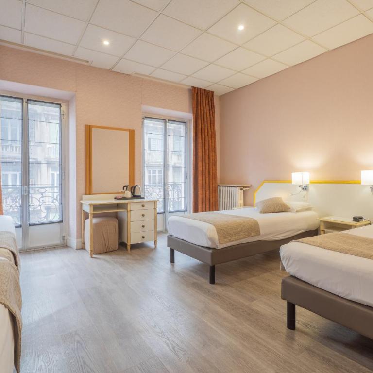Hotel Busby - Chambre Quadruple - 6